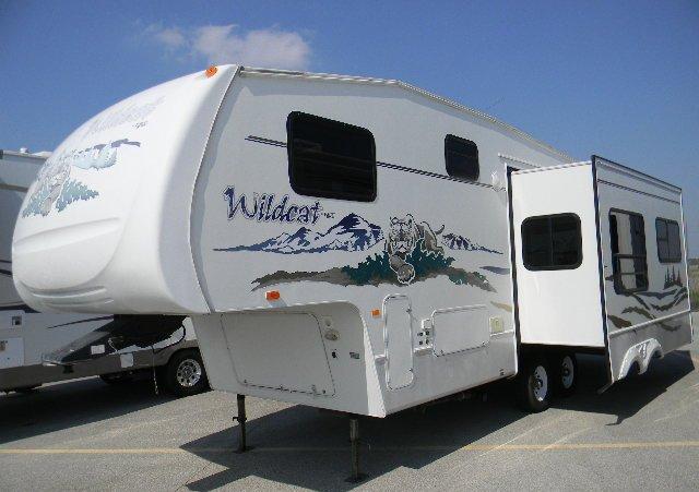 Used 2006 Forest River Wildcat 28RL Fifth Wheel For Sale